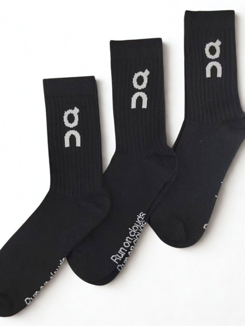 3 Pairs NWT On Cloud Socks Half-Calf Size Medium Unisex - Black